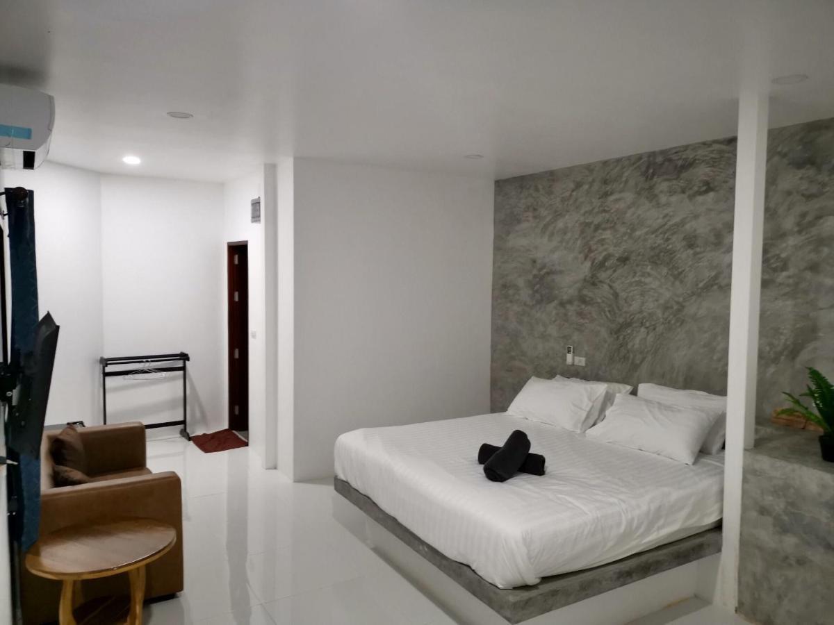 The Sky Hometel Ko Tao Exterior photo