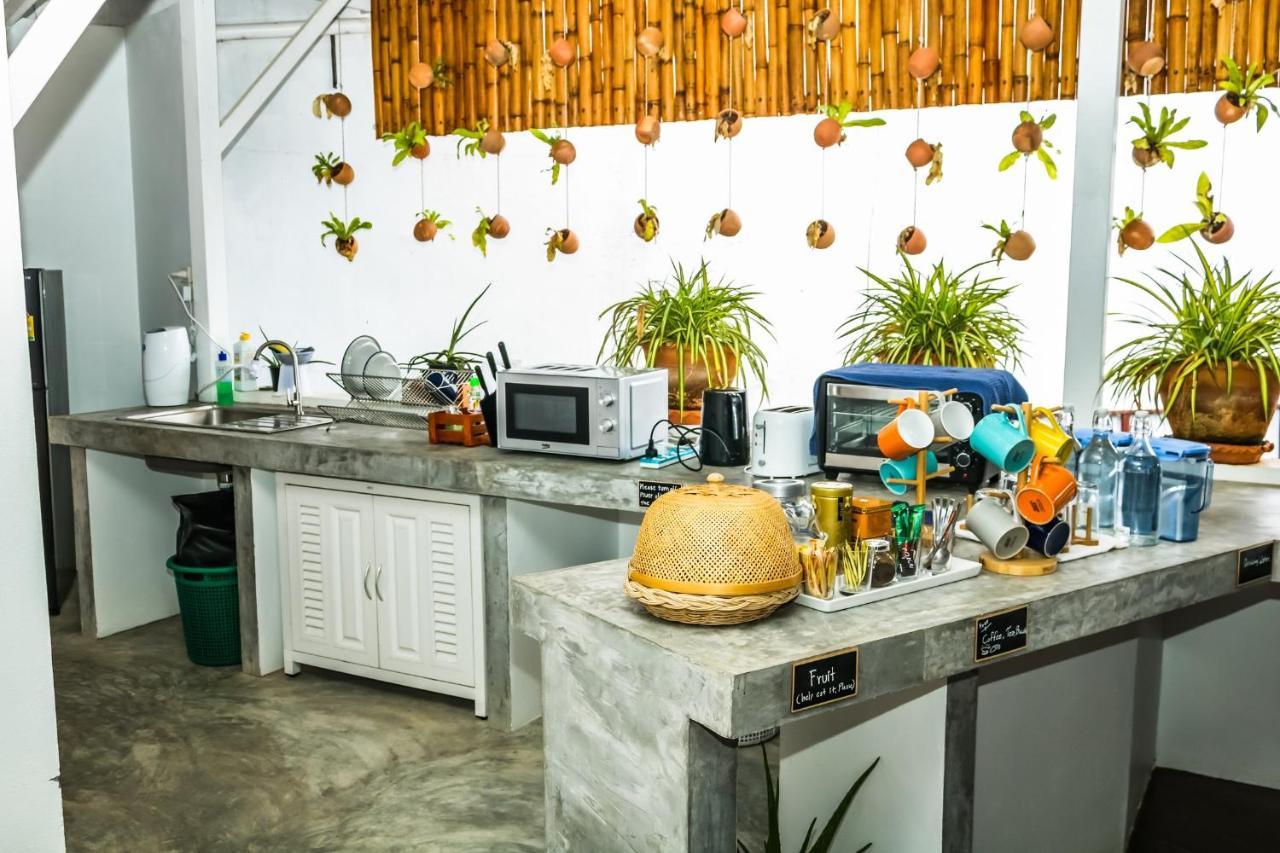 The Sky Hometel Ko Tao Exterior photo