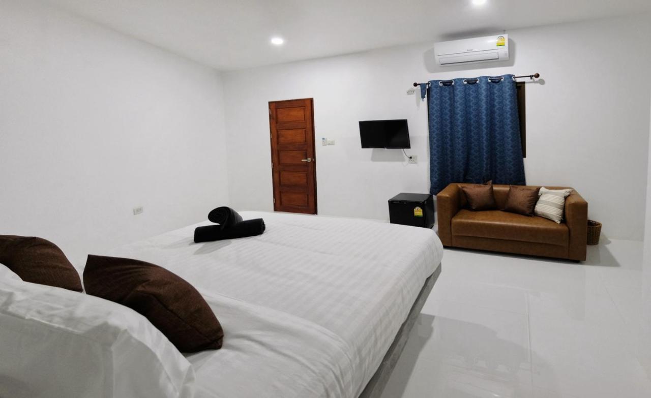 The Sky Hometel Ko Tao Exterior photo